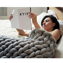 Load image into Gallery viewer, Chunky Knitted Blanket  (light-gray)