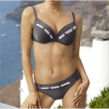 Load image into Gallery viewer, Retro Bikini Underwire Swimsuit
